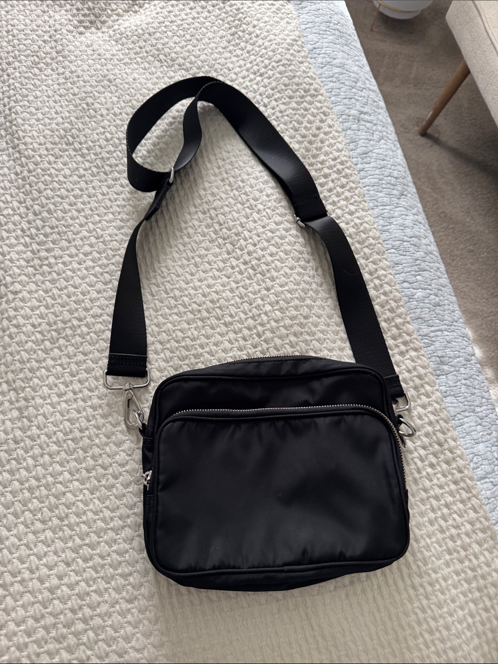 Minimalist Crossbody Bag - Lightweight Utility Shoulder Bag